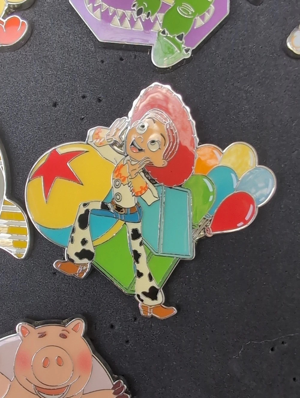 đExtremely Rare Disney Shanghai Disney Resort 2007 pin collection (Complete Set - Picture 5 of 11